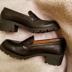 Leather loafers, black, size 10.